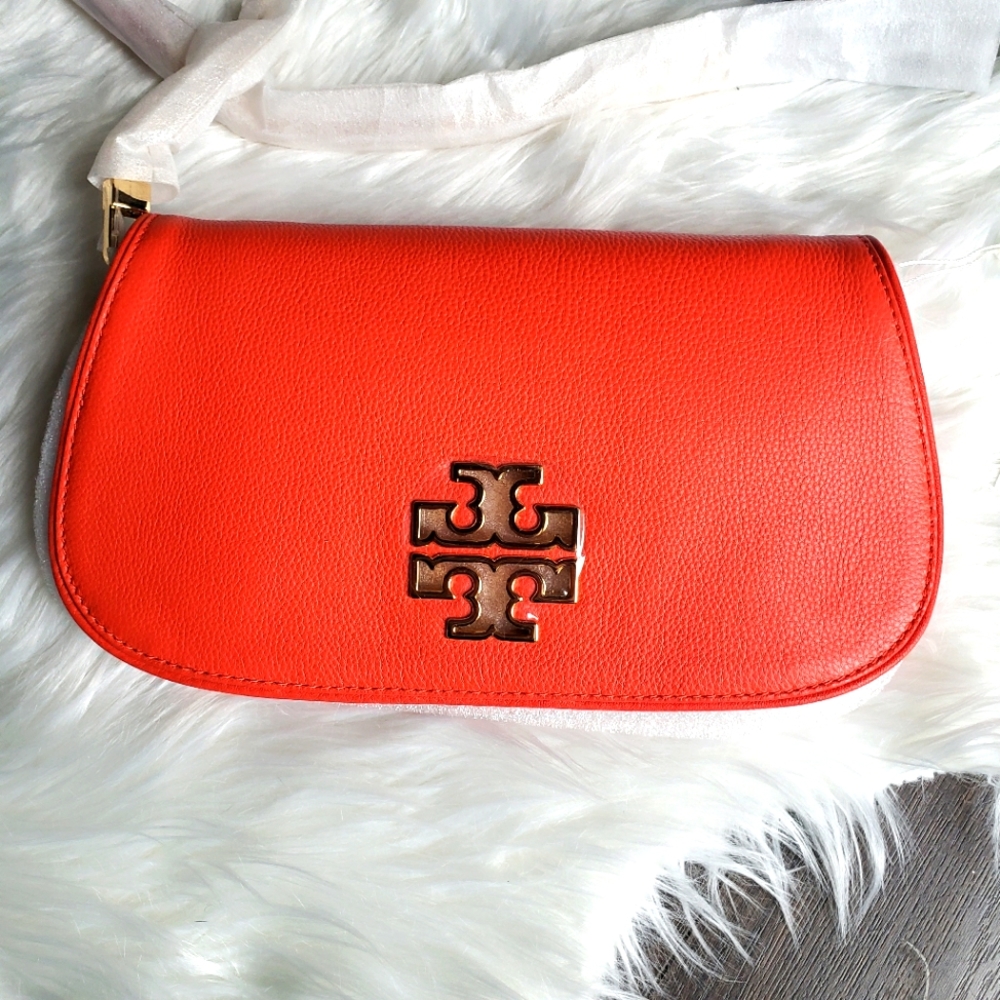 🩷🩷 NWT Tory Burch Clutch Convertible Handbag Orange/Red Logo Front
